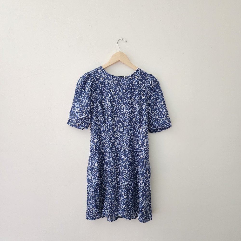 Old Navy | Blue Floral Flowy Dress with Open Back